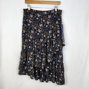 LNV skirts size XL